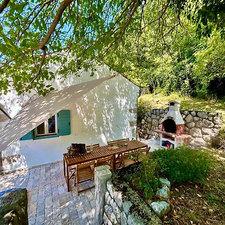 Stone * Grižane