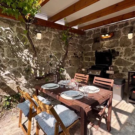 Hébergement de vacances Stone